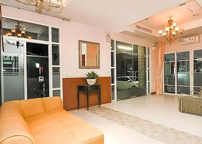Greenview Ekkamai10