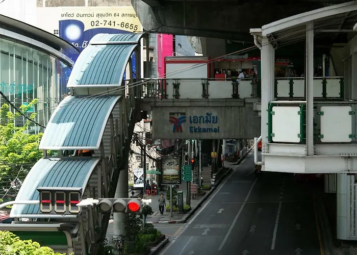 Greenview Ekkamai10 Bangkok